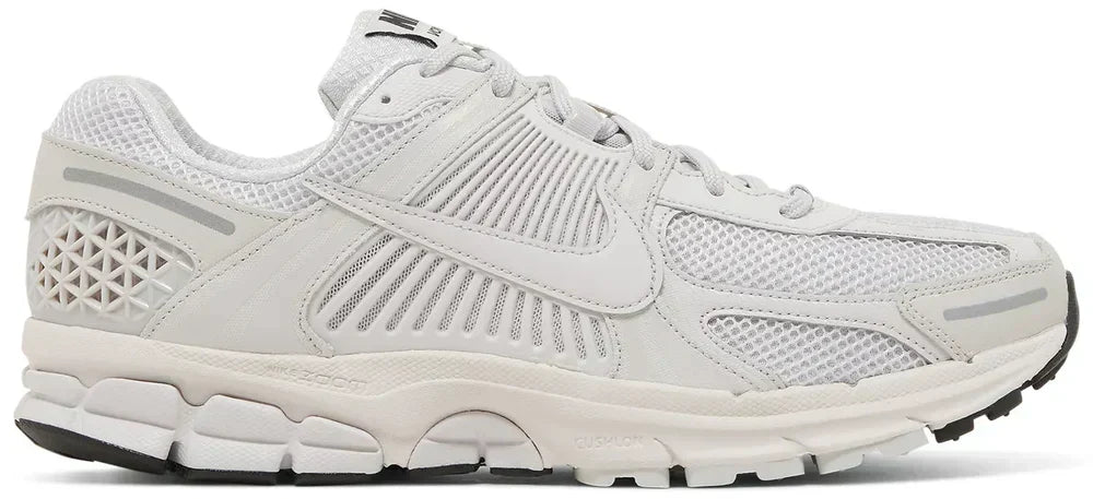 NIKE TN VOMERO 5 WHITE