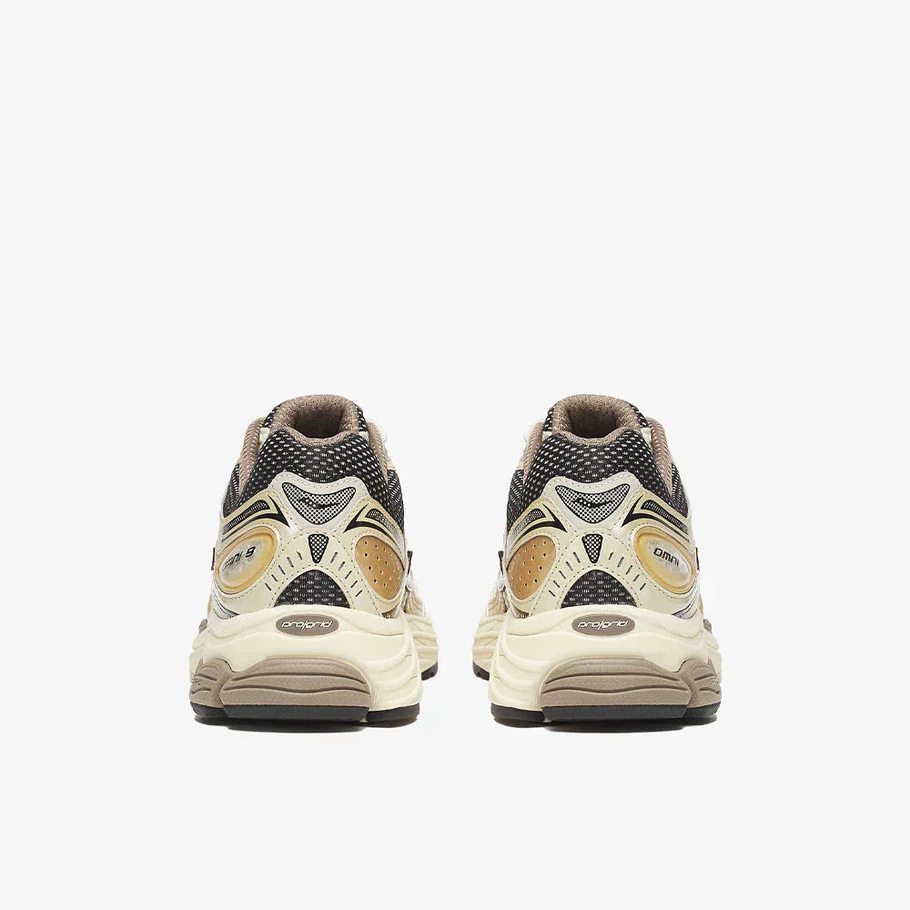 SAUCONY PROGRID OMNI 9